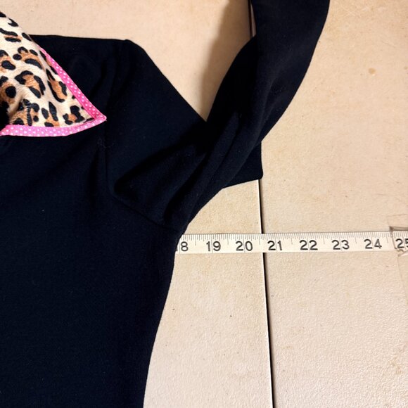 Berek The Collective Works by Takako Sakon Vintage Christmas Poodle Gift Stack - Picture 9 of 12